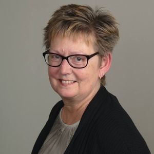 Meet your Posher, Paula